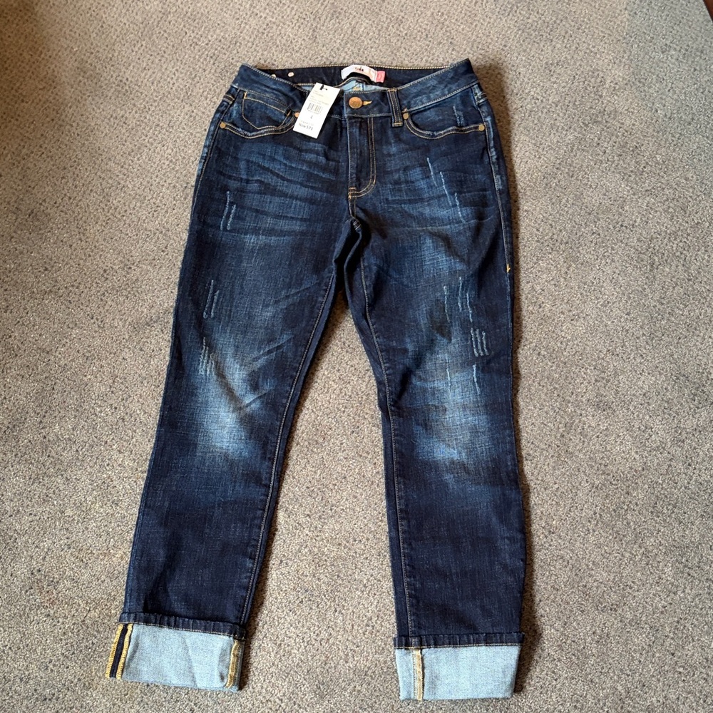 CAbi High Straight Jeans NWT SIZE 4